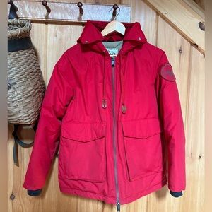 Woolrich parka down coat - short red puffer - size small